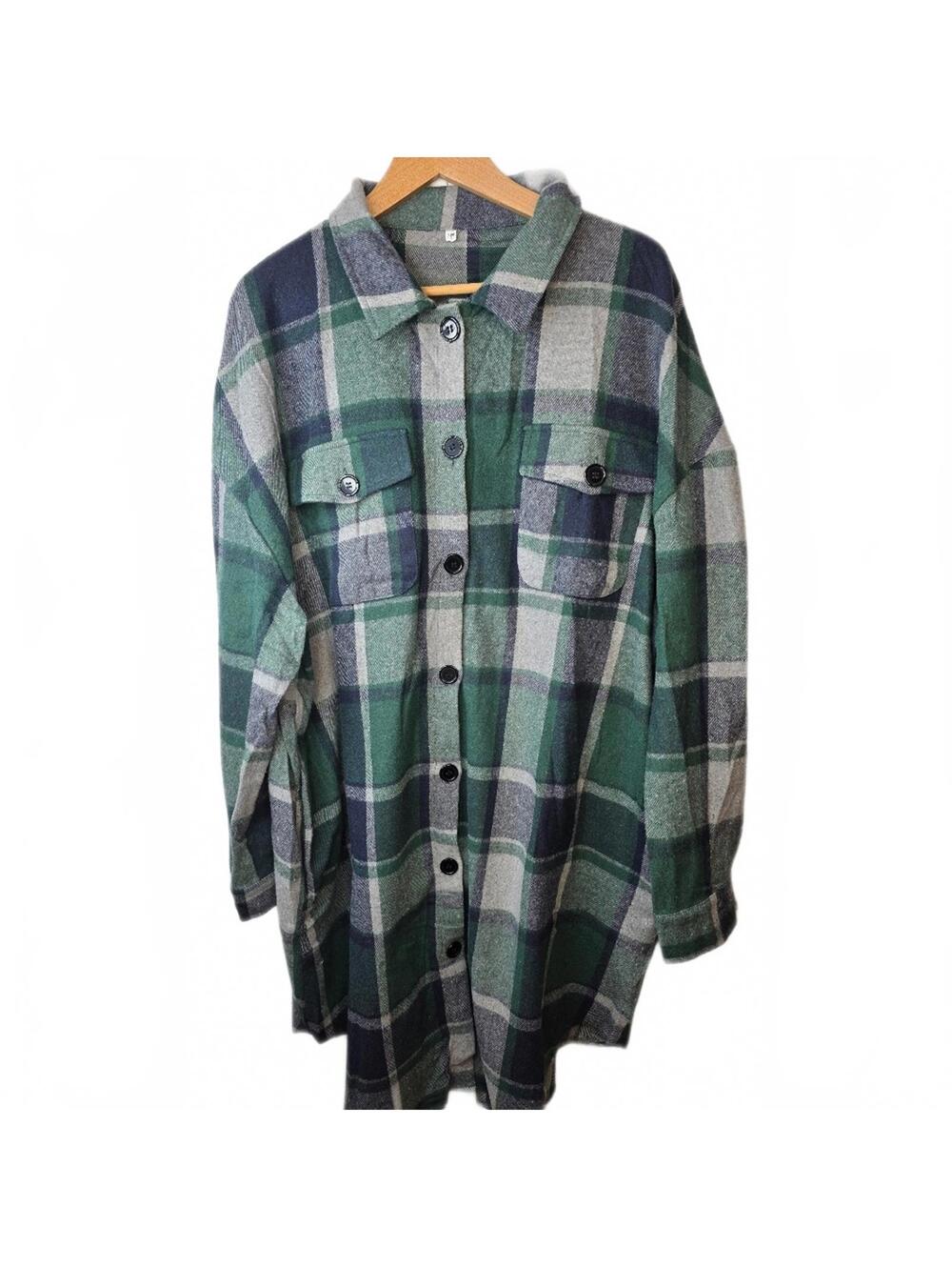 Cozy And Soft Women's Green Plaid Cabin core Overshirt. Mid Length Size 24.